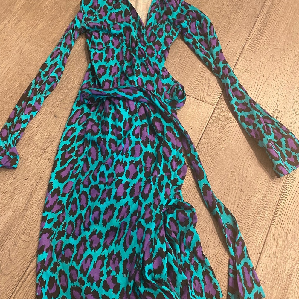 Diane Von Furstenburg leopard dress one of a kind excellent condition worn 1